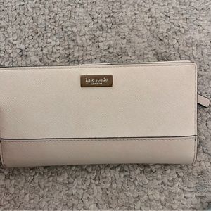 Kate spade wallet~good condition